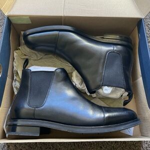 Cole Haan Black Leather Cap Toe Chelsea Boots 9